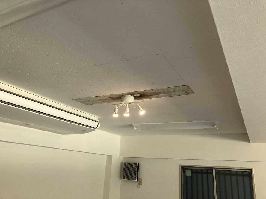 名古屋市中区のオフィスにてベース照明から引っ掛けシーリングへ取替電気工事