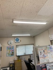 愛知県半田市の工場事務所にて照明器具のLED化電気工事
